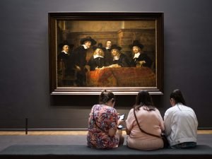 visit the rijksmuseum for real or online during your visit in Amsterdam when corona is on duiring your holiday.