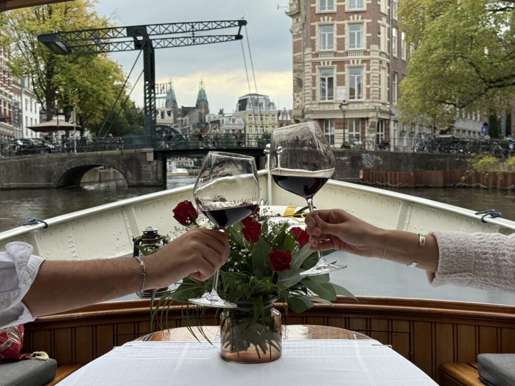 amsterdam canal cruise with Dinner